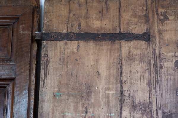 Antique Louis XIV Neapolitan Wall Cabinet in Solid Walnut. 18th Century Period.