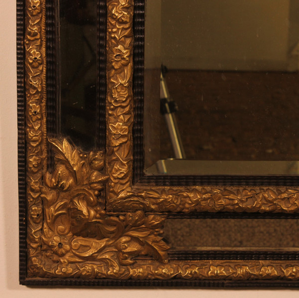 Mirror With Sculpted Coper And Ebony Wood Decoration - Early 19th Century