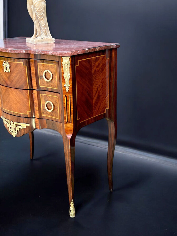 ANTIQUE 19TH CENTURY MARQUETRY CHEST OF DRAWERS WITH TRANSITION STYLE MARBLE TOP