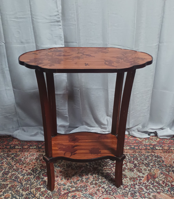 Art Nouveau marquetry pedestal table