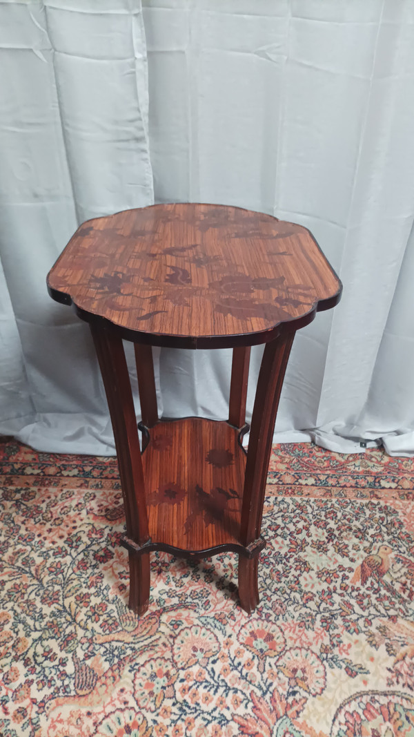 Art Nouveau marquetry pedestal table