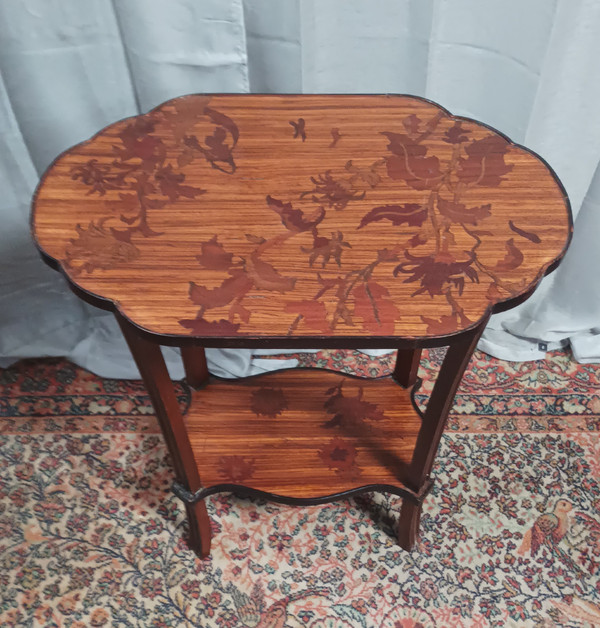 Art Nouveau marquetry pedestal table