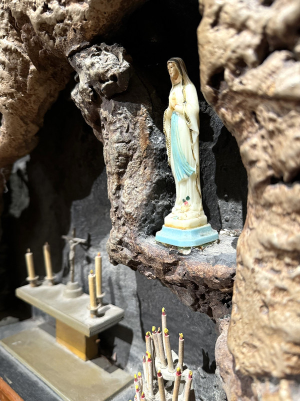 Large Diorama of the Grotto of Lourdes - 19th Century