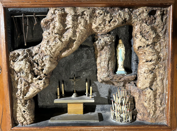 Large Diorama of the Grotto of Lourdes - 19th Century