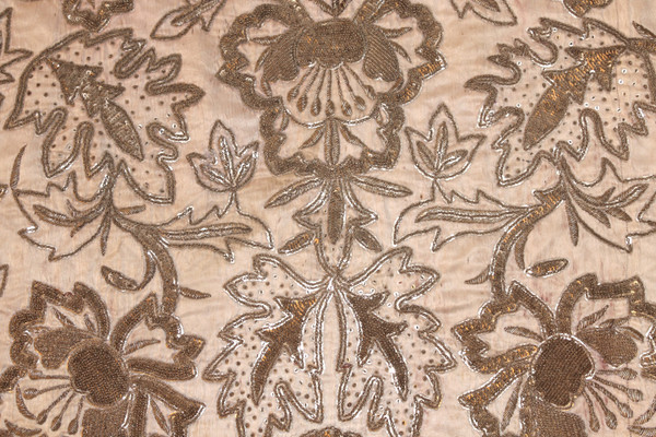 Broderie ottomane en fils argent et or à décor floral époque milieu 19ème