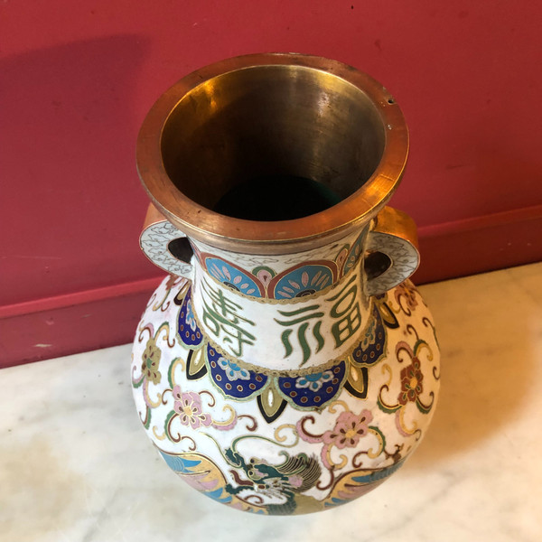 Cloisonné dragon vase