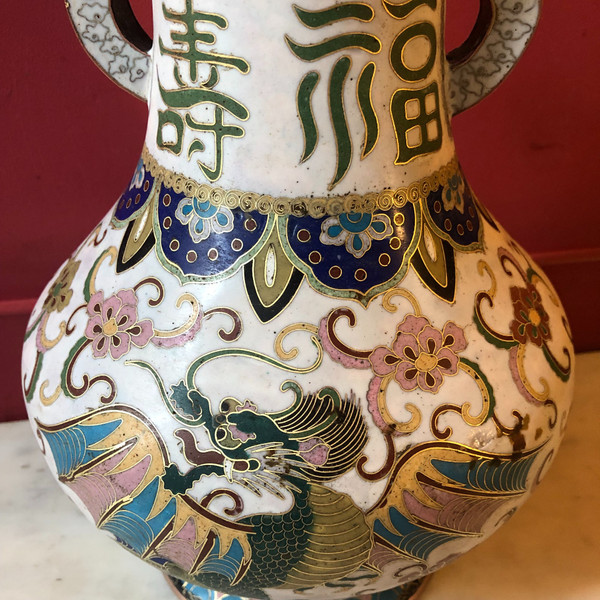 Cloisonné dragon vase