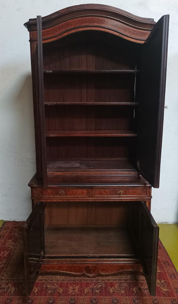 Napoleon III sideboard in burr walnut