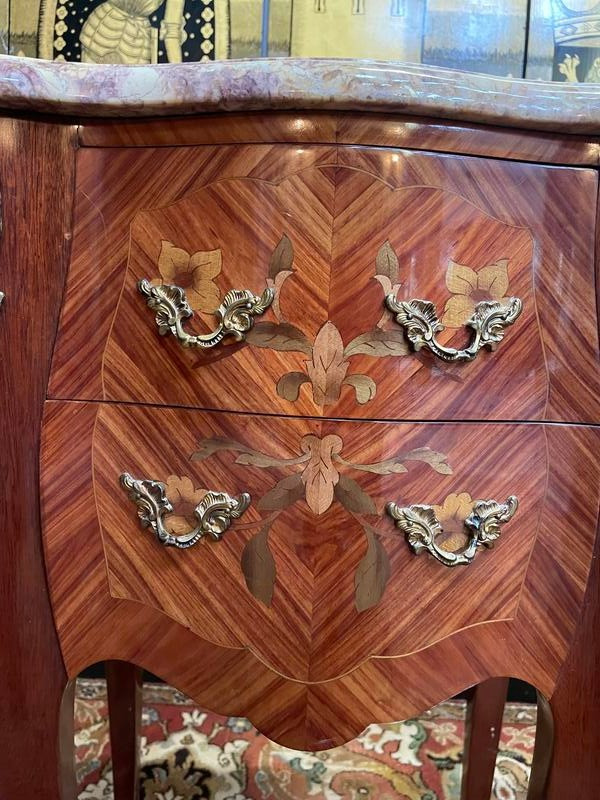 Pair of Louis XV/Transition style bedside tables in marquetry