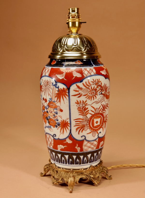  Tischlampe aus japanischem Porzellan Imari Circa 1900