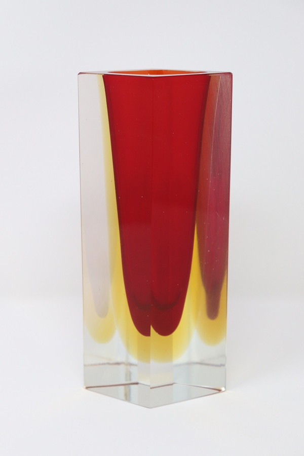 artistic vase, 1970s Murano glass