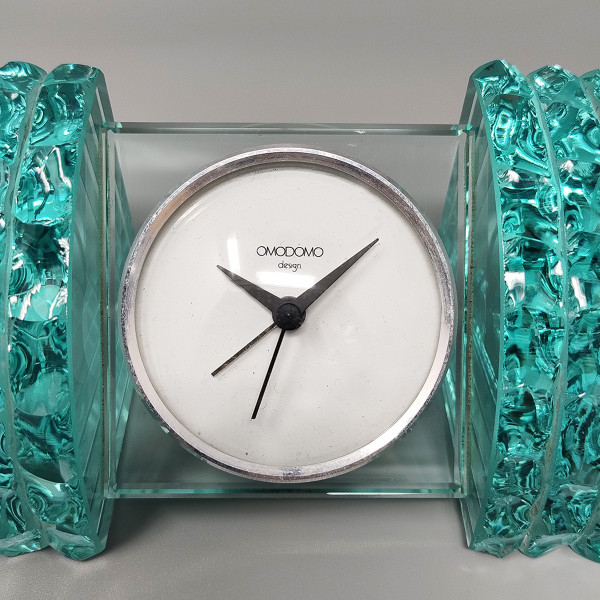 1970s Astonishing Table Clock by Omodomo in Crystal. Made in Italy