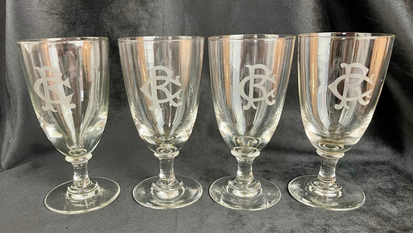 Superb Set of 4 Red Wine Glasses in Crystal Monogrammed "CR" - 19th Century