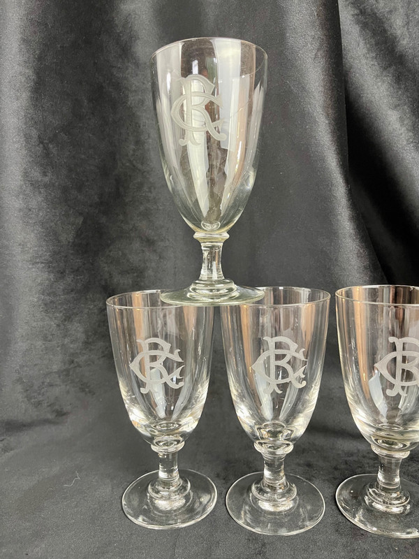 Superb Set of 4 Red Wine Glasses in Crystal Monogrammed "CR" - 19th Century