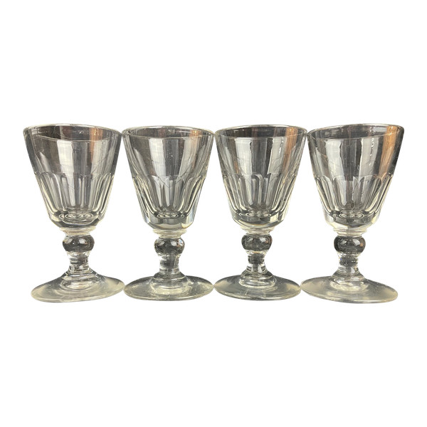 Set of 4 Baccarat Médicis white wine glasses