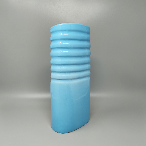 1960er Jahre Wunderschöne blaue Vase aus Laveno-Keramik. Hergestellt in Italien