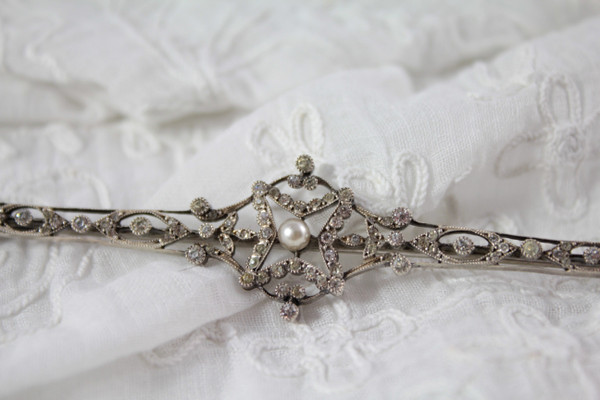 Silver pearl and white stone barrette brooch from the late 19th and early 20th century