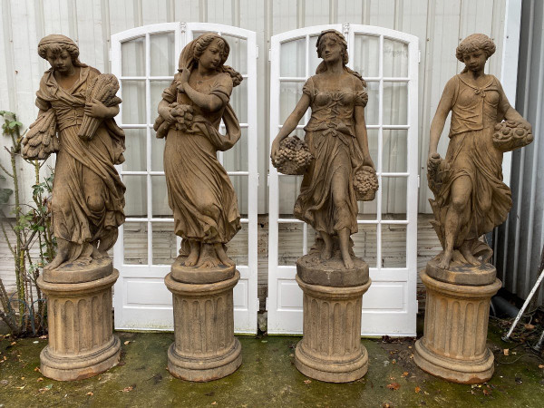 4 Statues "The Four Seasons" In Reconstituted Stone, Garden Decoration