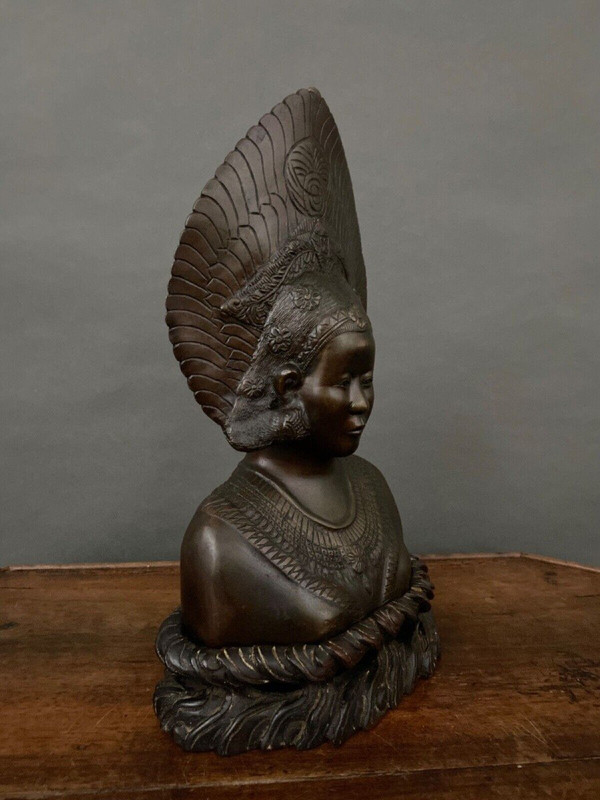 Buste de danseuse balinaise indochinoise couronne roue du paon bronze