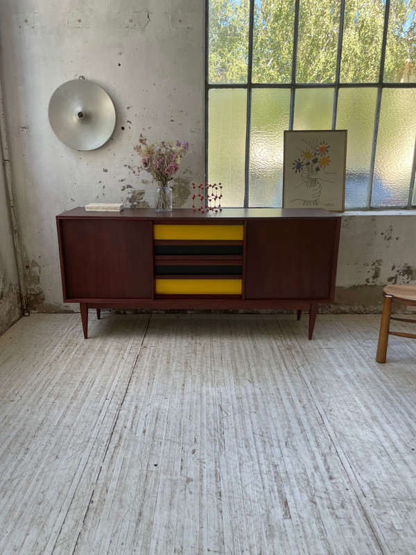 Skandinavisches modernistisches Sideboard aus Teakholz mit 4 Schubladen