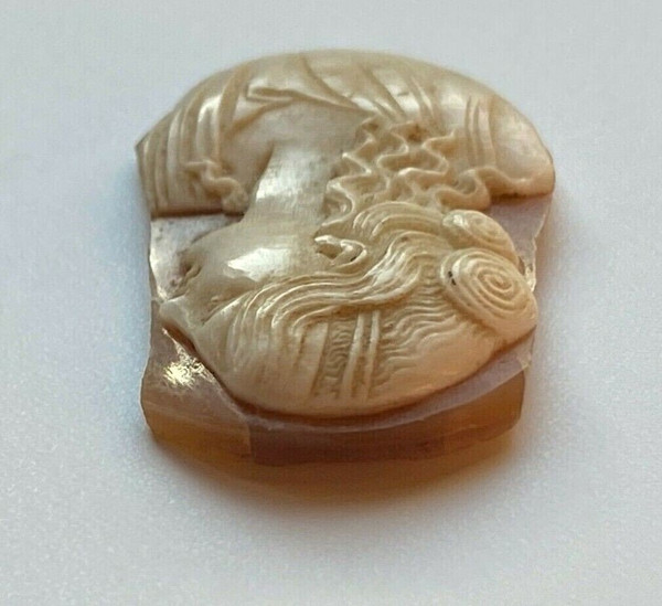 18th century cameo agate profile of a woman in the Antique style