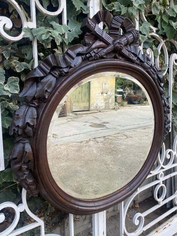 Louis XVI Style Carved Wood Oval Mirror XIXth Century