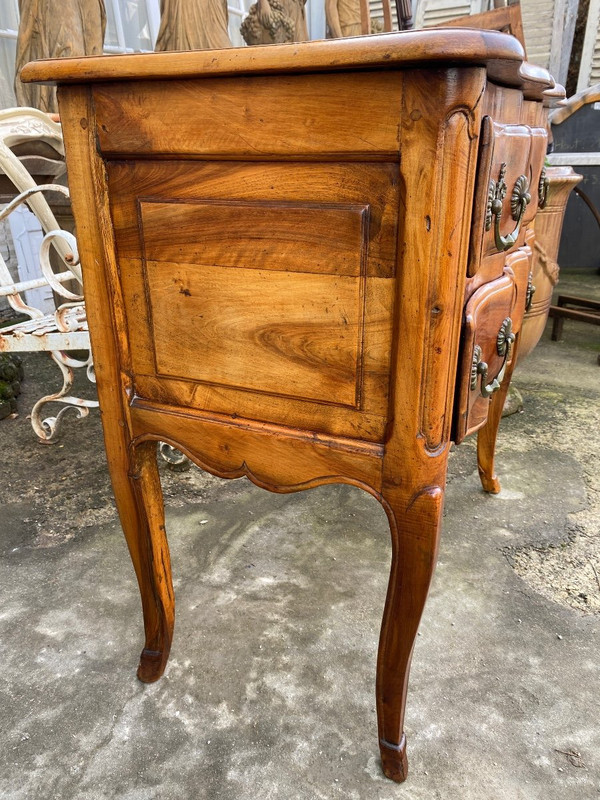 Rustic Louis XV Style Chest Of Drawers In Solid Walnut, Rhone Valley, 20th Century