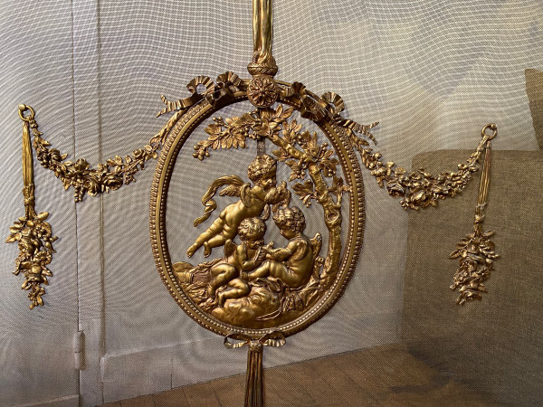 Großer Kaminschirm aus Bronze im Louis XVI-Stil, 19. Jahrhundert, für Kamin mit großer Feuerstelle