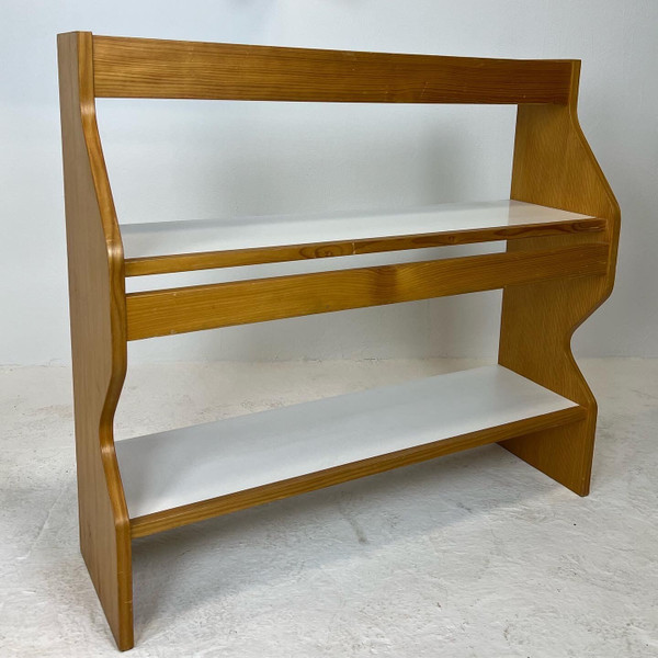 Duo of dresser shelves by Charlotte Perriand