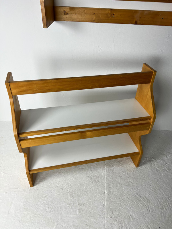 Duo of dresser shelves by Charlotte Perriand