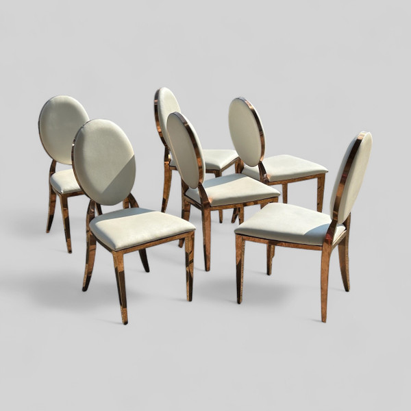 Suite De Six Chaises à dossier médaillon En Laiton Et Skaï Blanc Vers 1980