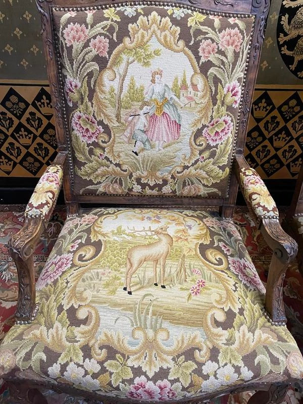 Pair of Regency armchairs with dots