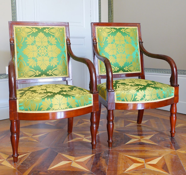 Jacob Desmalter: pair of Empire period armchairs in mahogany - stamped and castle label