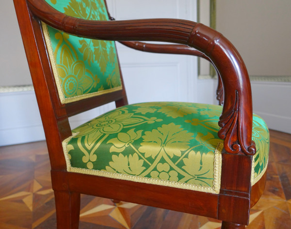 Jacob Desmalter: pair of Empire period armchairs in mahogany - stamped and castle label