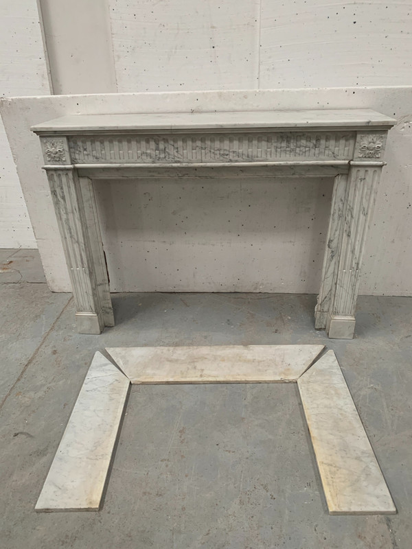 Louis XVI Style Fireplace in White Veined Carrara Marble, 19th Century