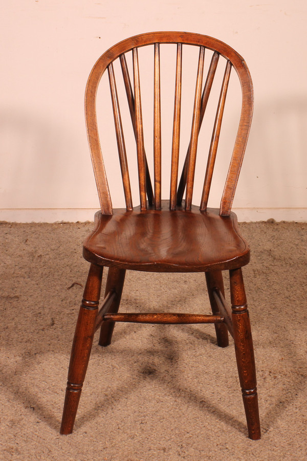 Set Of 4 19th Century Windsor Chairs