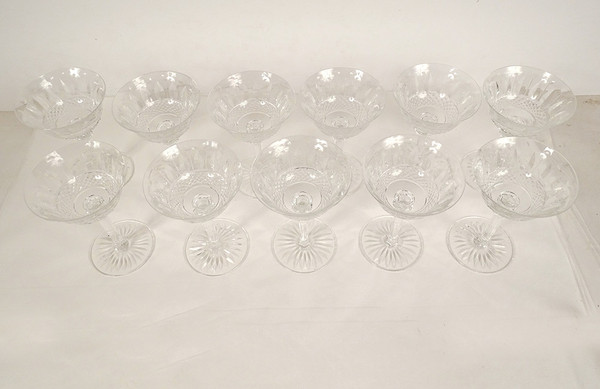 11 Saint-Louis Crystal Champagne Glasses Tommy Model 20th Century