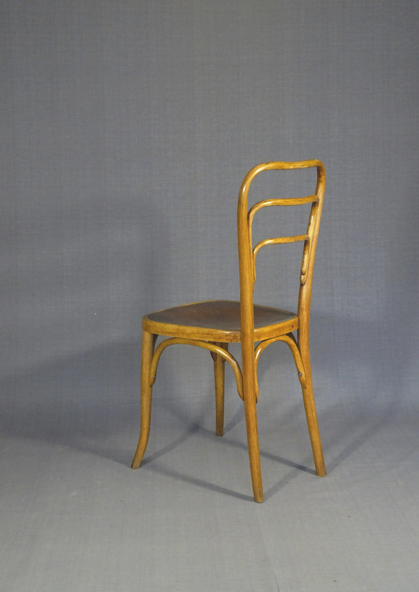 Chaise bistrot KOHN N°248  a de 1910 assise bois, no thonet