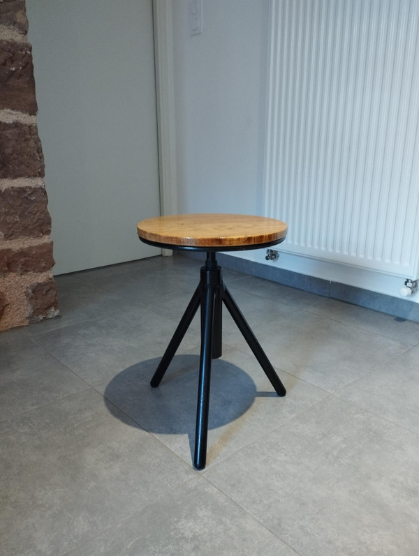 Indus tripod adjustable stool vintage design