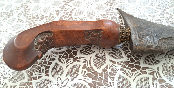 Antico (circa 1900) Sunggingan keris / kris indonesiano