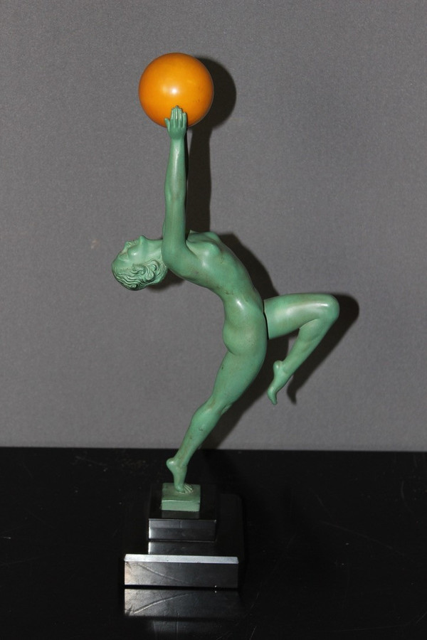 Max Le Verrier Danseuse à La Boule Vers 1930