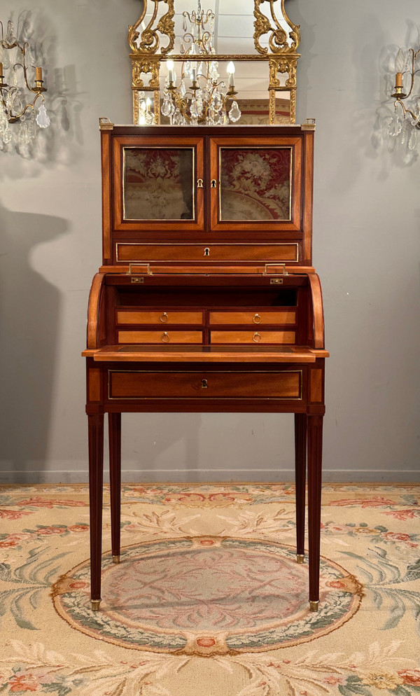 Louis XVI period small Bonheur du Jour cylinder desk circa 1780