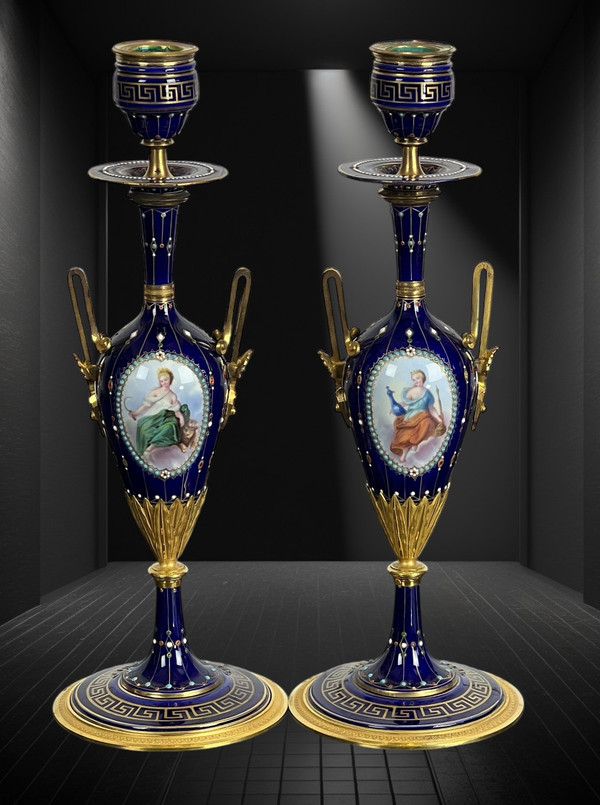 EXCEPTIONAL PAIR OF ENAMELLED BRONZE CANDLESTICKS ATTRIBUTED TO ALPHONSE GIROUX