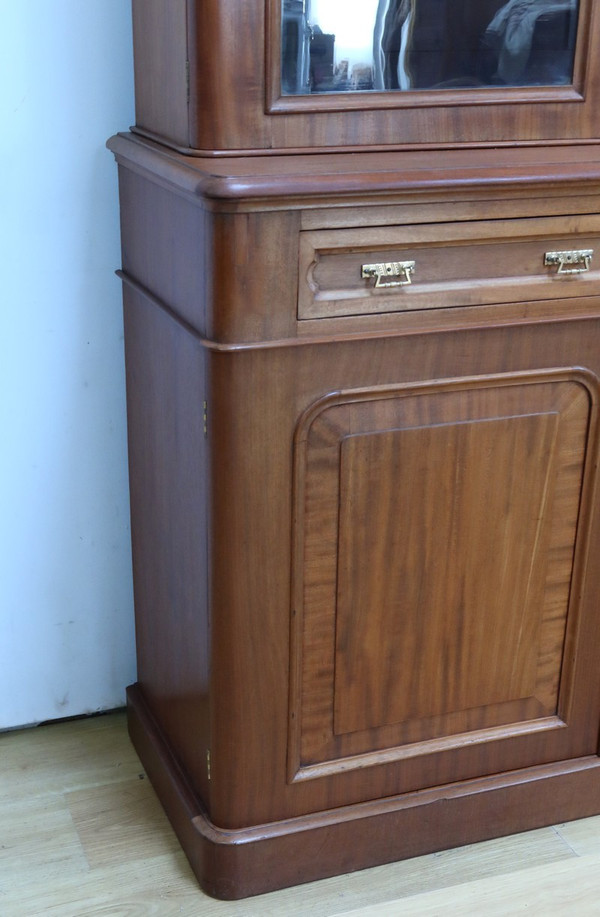 Two-Body Mahogany Bookcase, Victorian period, England - Mid-19th century