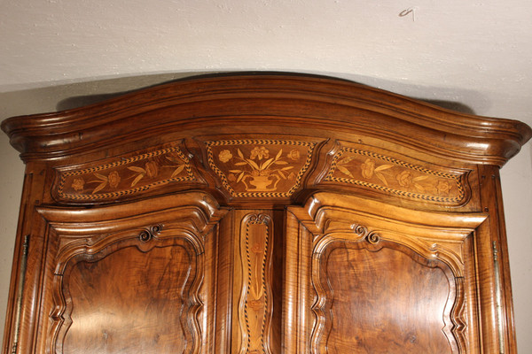 Armoire lyonnaise de mariage 