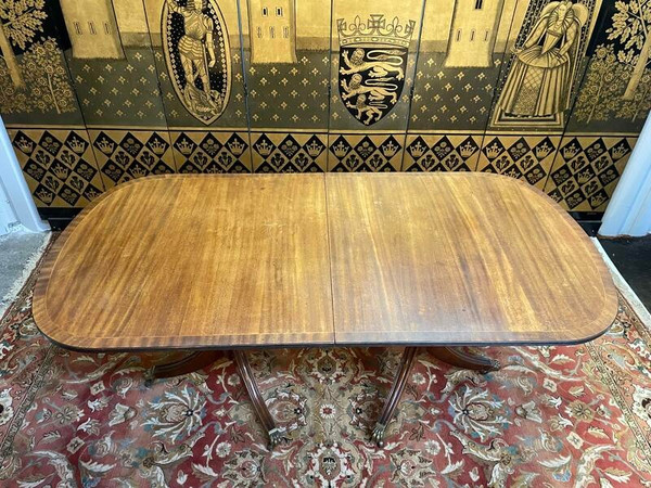 English dining table