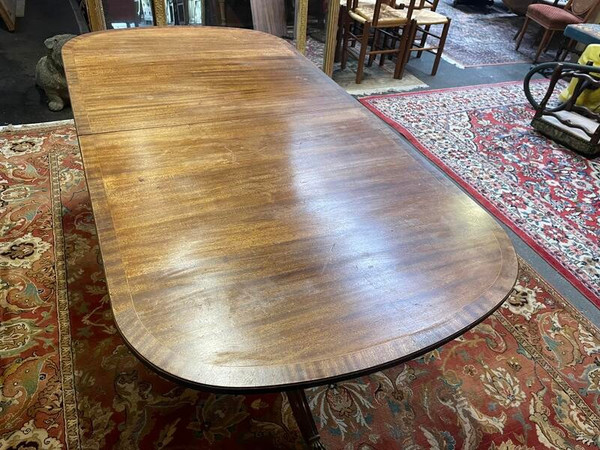 English dining table