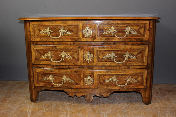 Louis XIV chest of drawers in 18th century marquetry