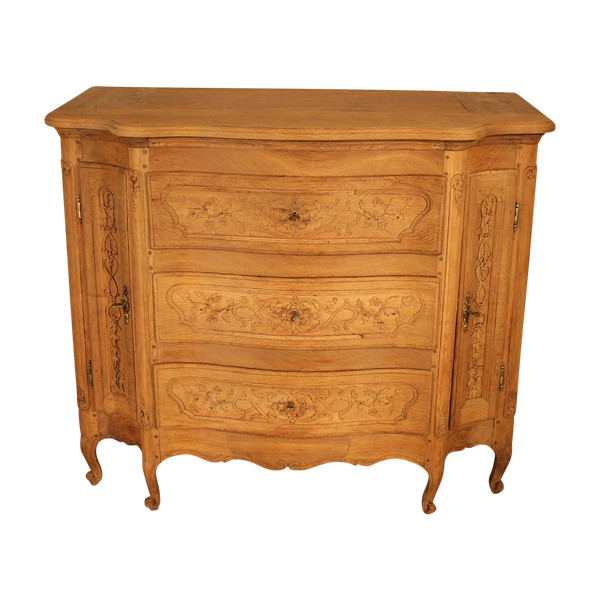 Louis XV chest of drawers