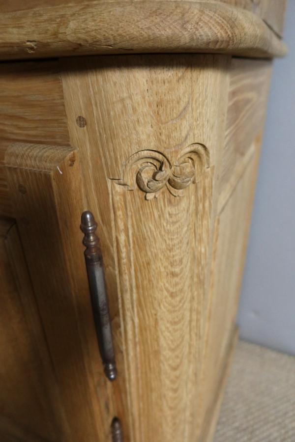 Oak bookcase